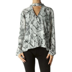 ASTR The Label High Neck Keyhole Long Sleeve Blouse‎ White/ Black